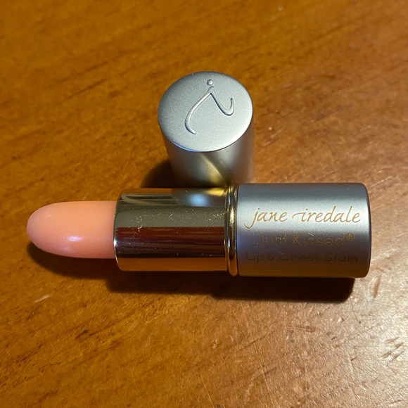 Jane Airedale Just Kissed Lip and Cheek Stain - Picture 4 of 15